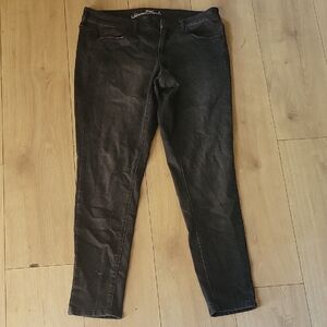 Universal Thread Women's Charcoal Skinny Jeans